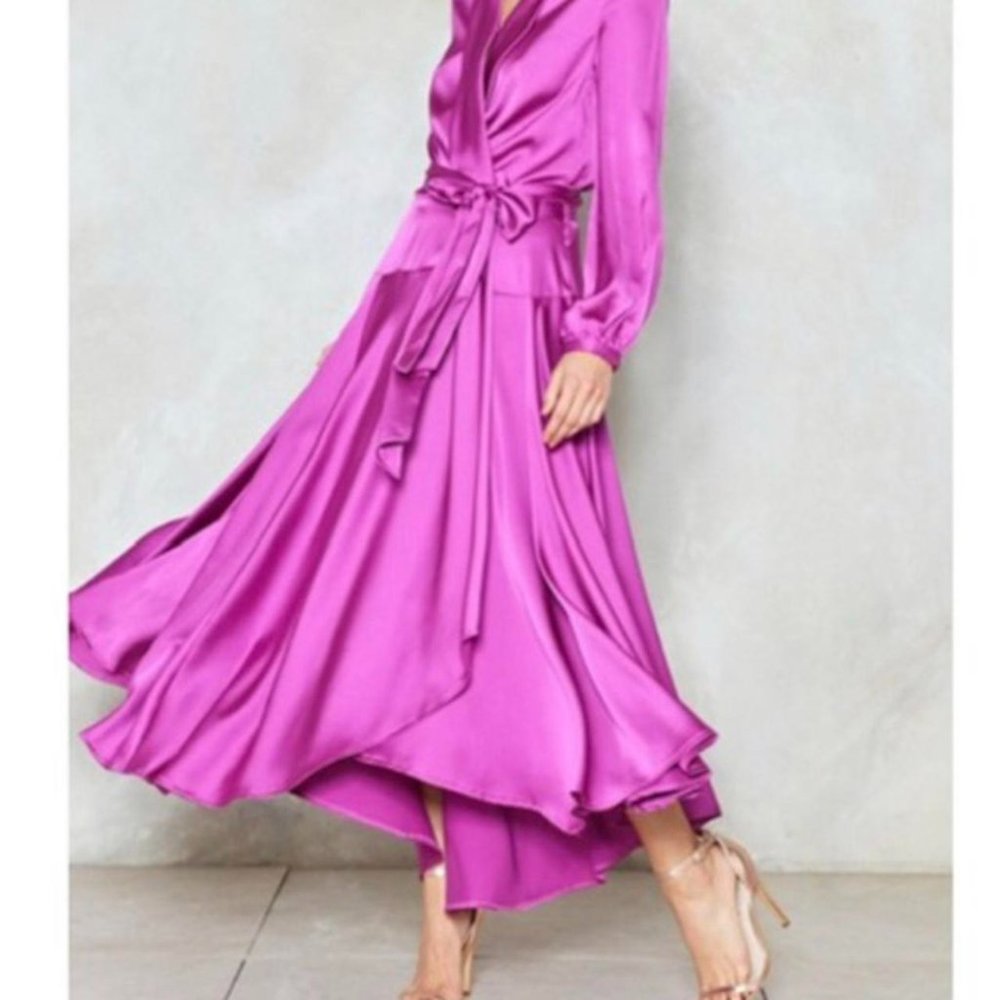 Nastygal steal the spotlight satin dress